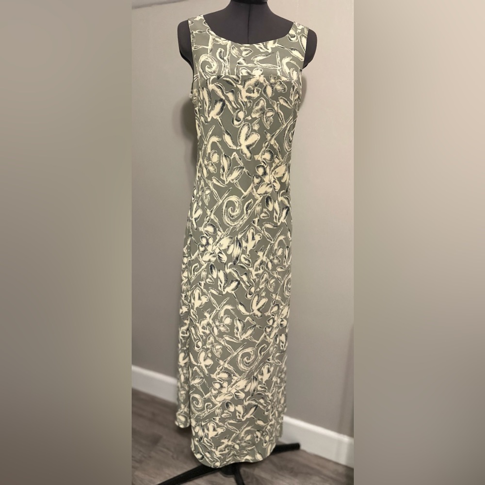 Stepping’ Out Vintage Y2K Maxi Dress Size 9/10